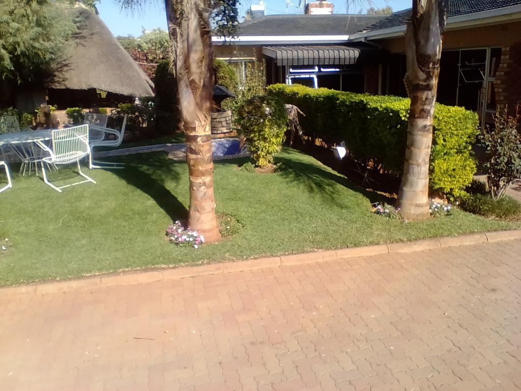Padandaro Guest House Bulawayo Exteriér fotografie